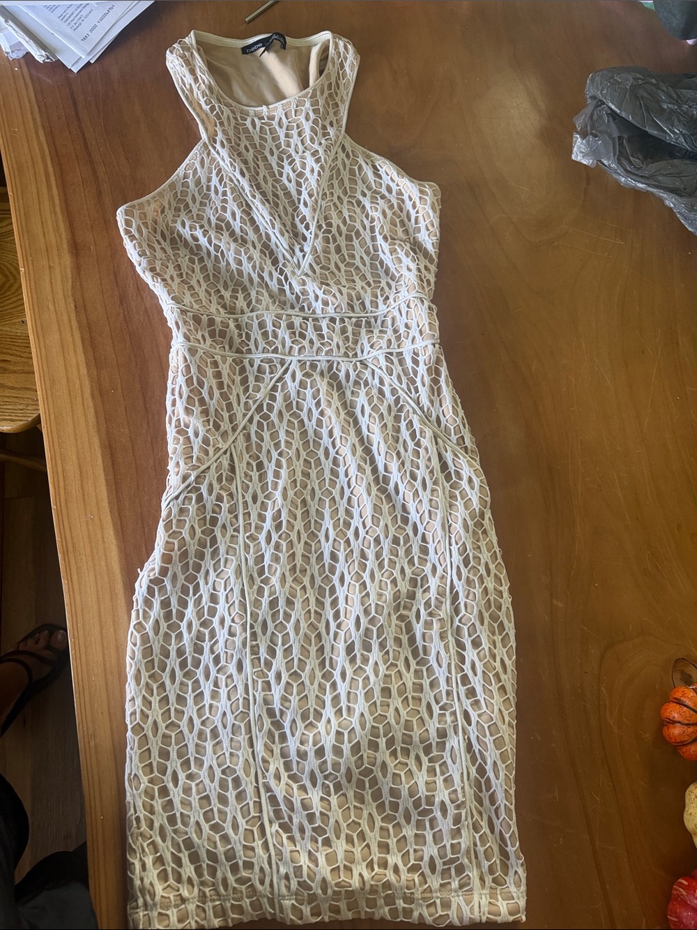 BEBE Addiction cream dress